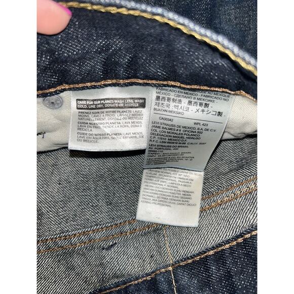 Levi's‎ 541 Denim Shorts Athletic Fit Dark Wash MENS SZ 44 - Picture 8 of 10